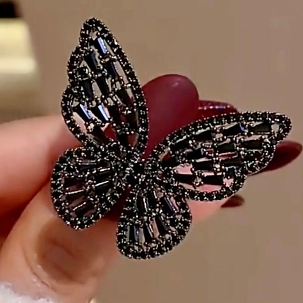 💎150💎‎ Mysterious Sexy Black Crystal Butterfly Ring